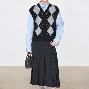CHICJOC Luxury 100% Cashmere Argyle Sweater Vest – Size 38